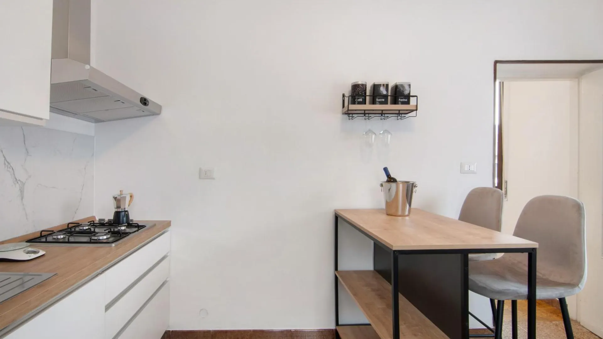 Palma'S House Apartment Dongo 0*,